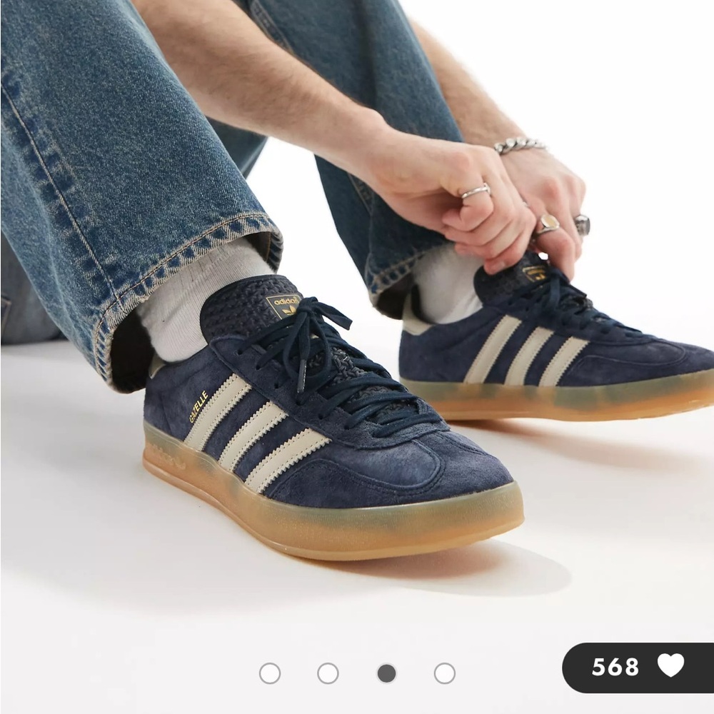 Adidas Gazelle Navy Taupe sz 5y or 7 Women’s